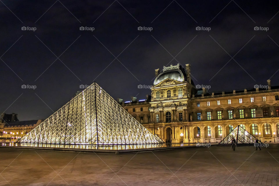 Le Louvre in Paris at night