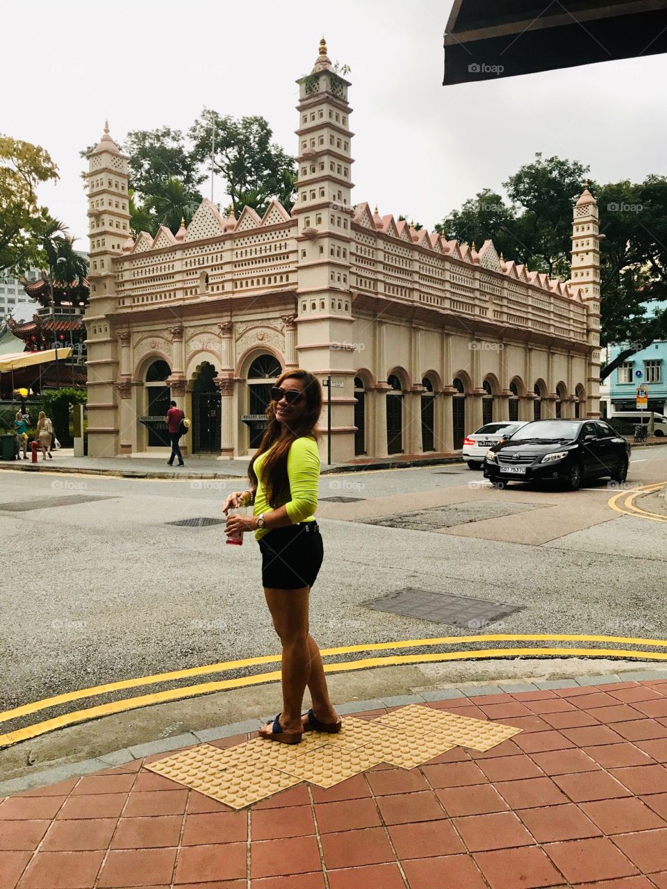 Someone took a picture without knowing😊