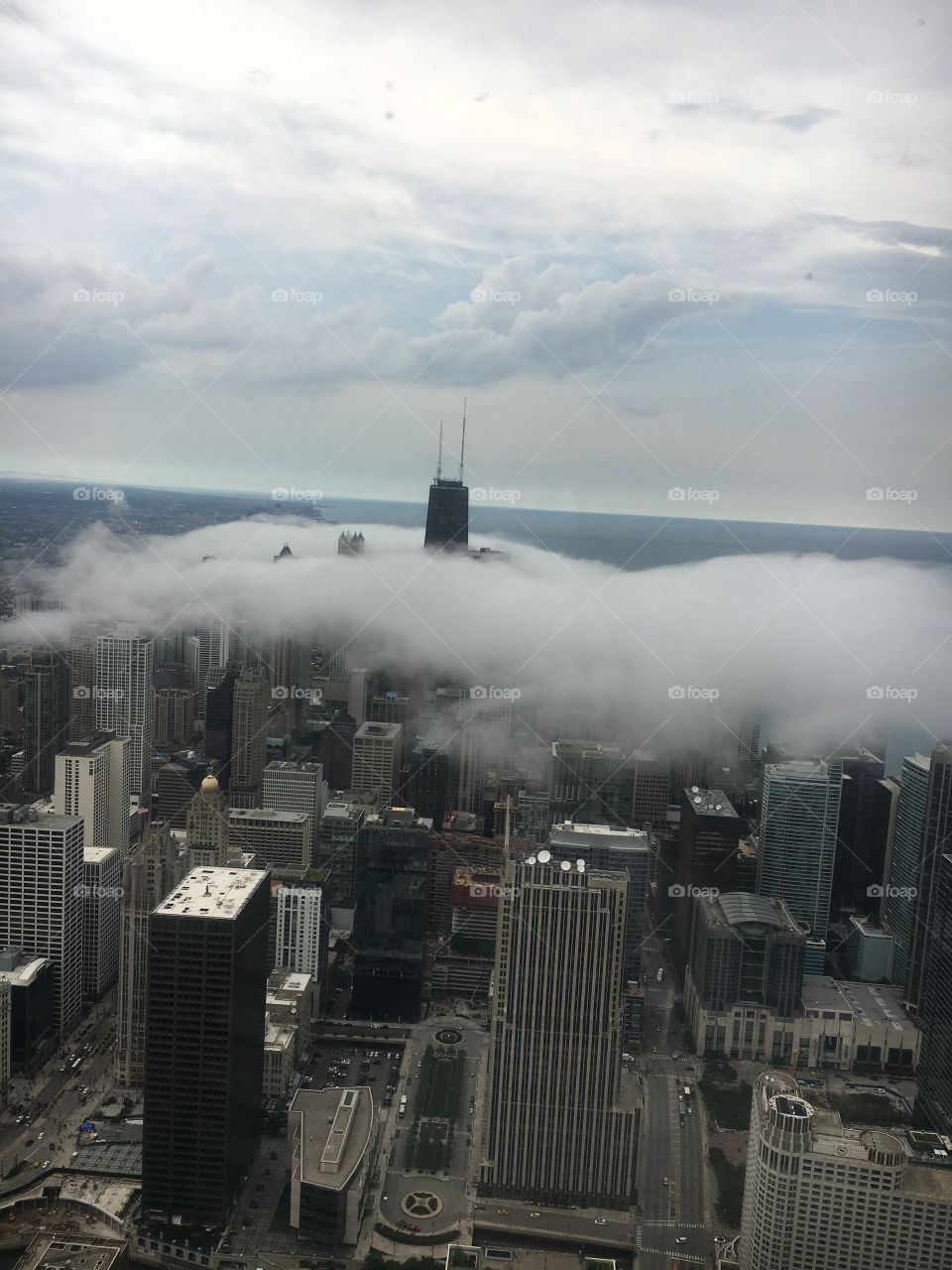 Fog rolling in from Lake Michigan
Chicago, Illinois