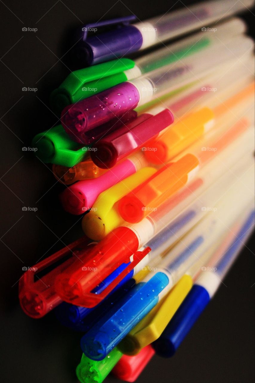 Multicolored pens