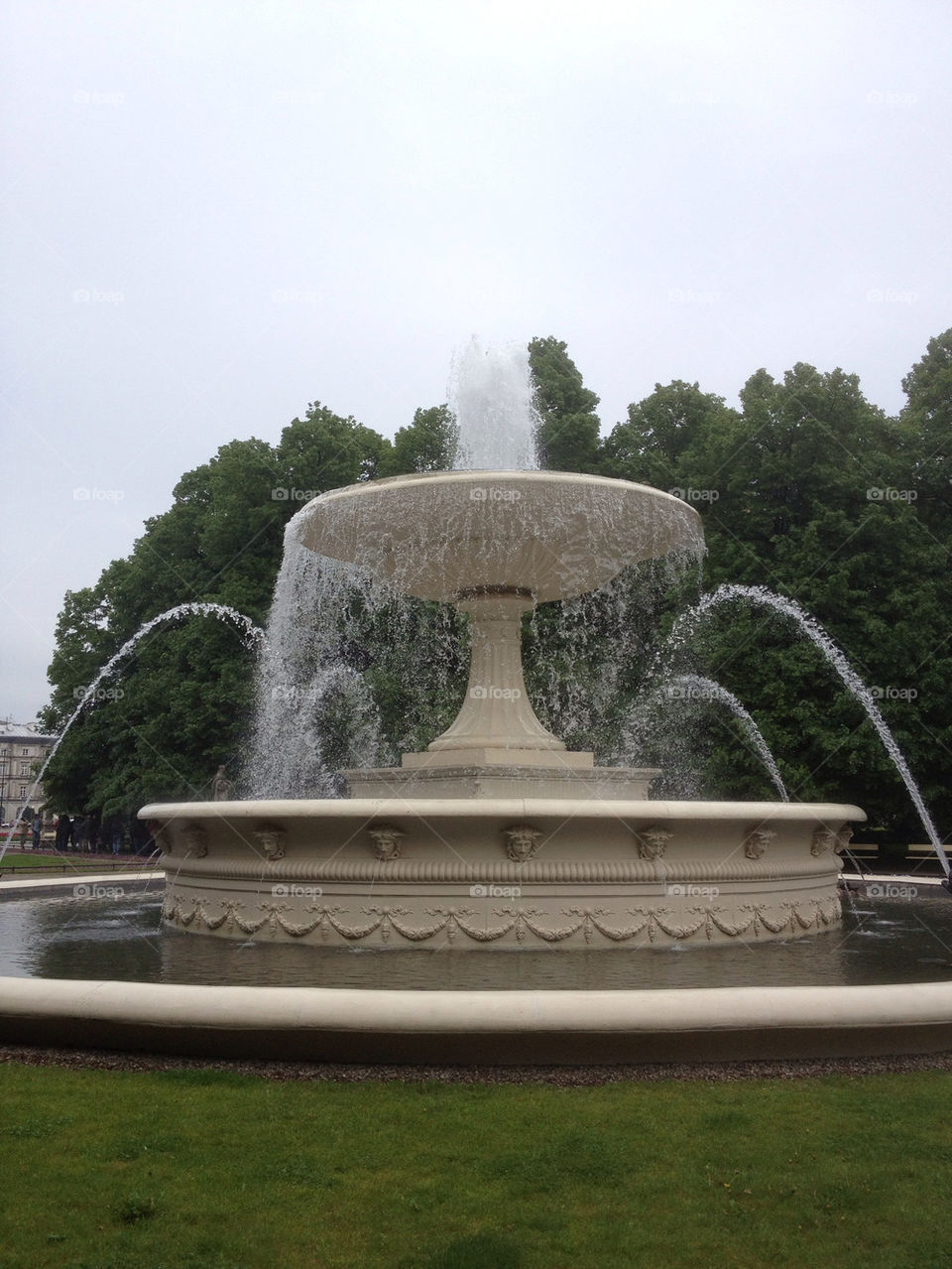 city park fountain warsaw by penguincody