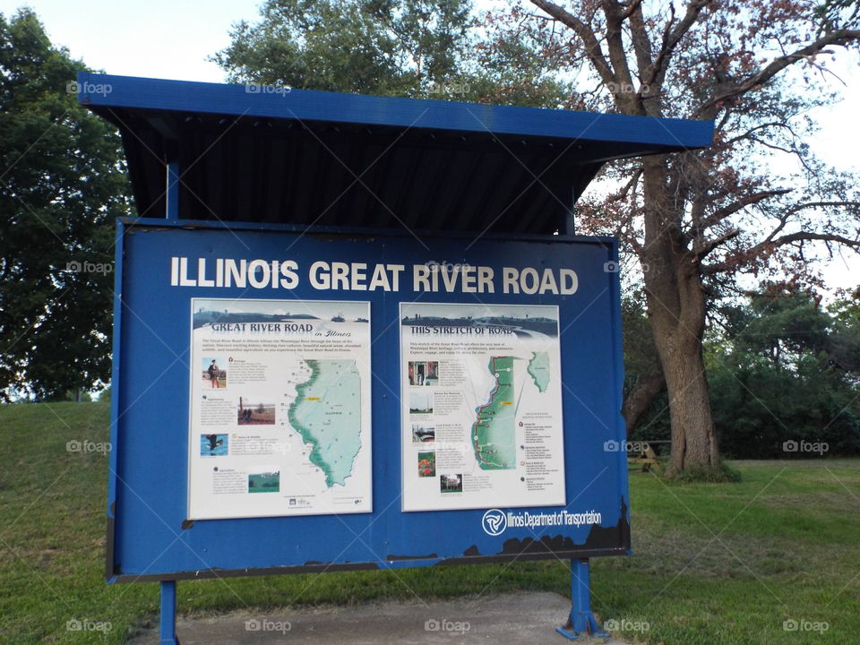 River Road sign