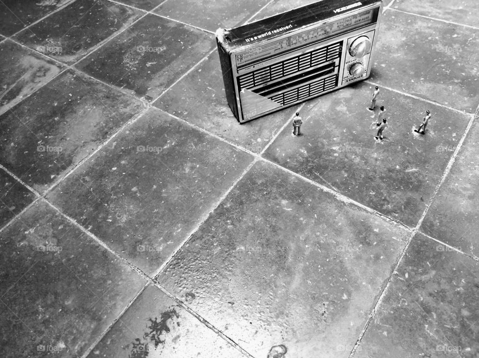 The world of liliput: radio