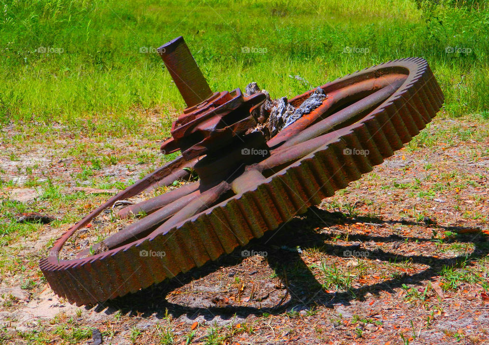 Close-up of a old wheel