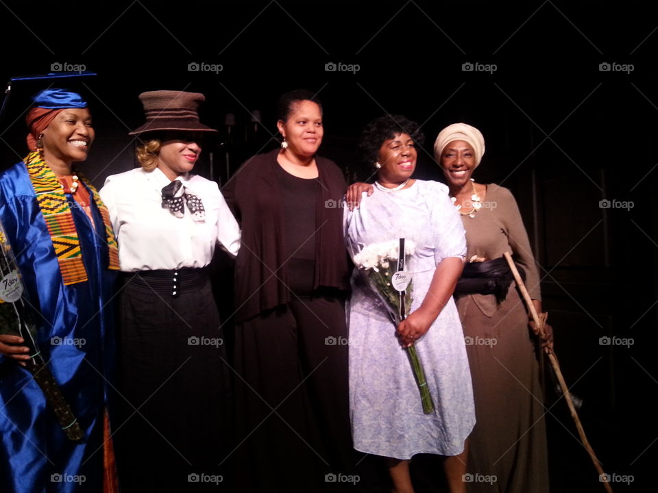 Actresses in curtain call