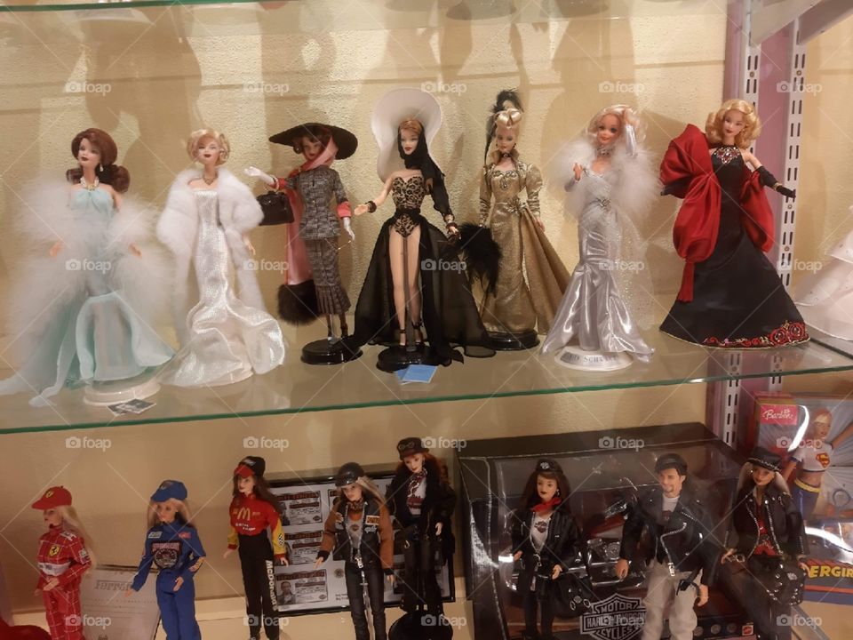 The magic world of dolls