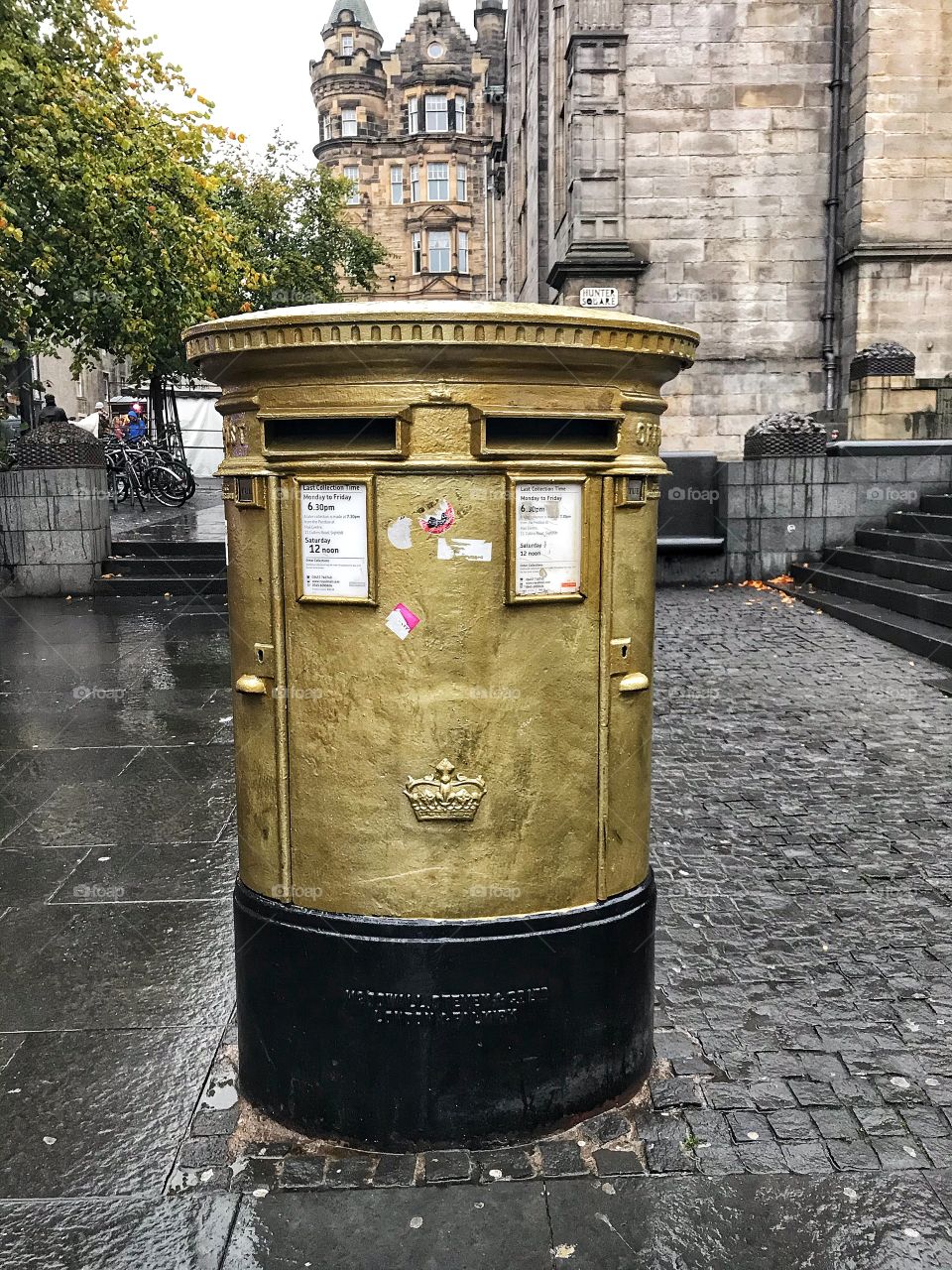 Golden postbox in Edinburgh 