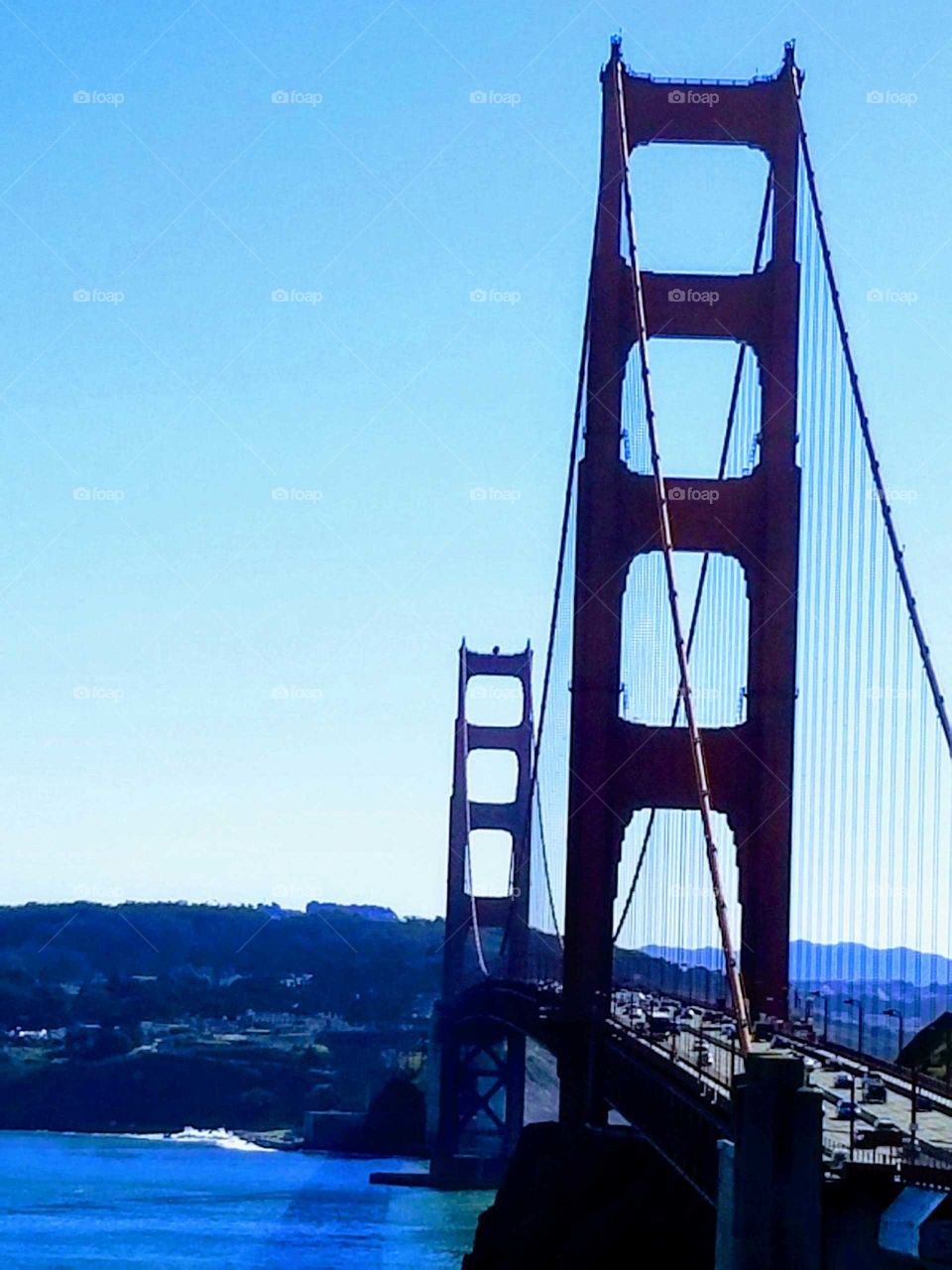 Golden gate bridge at day