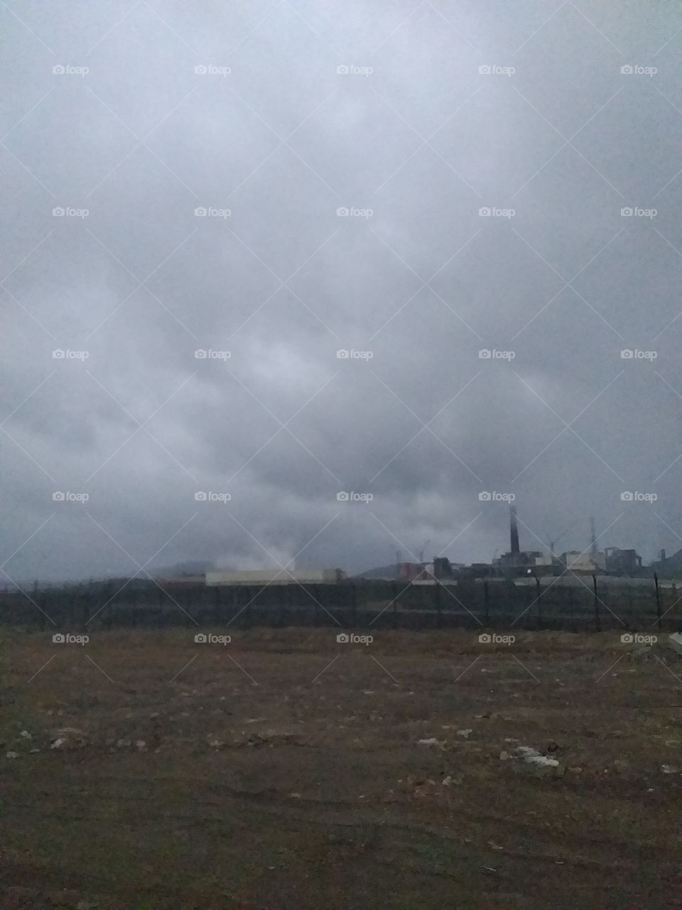 Пар и хмурое небо или же Туманное небо