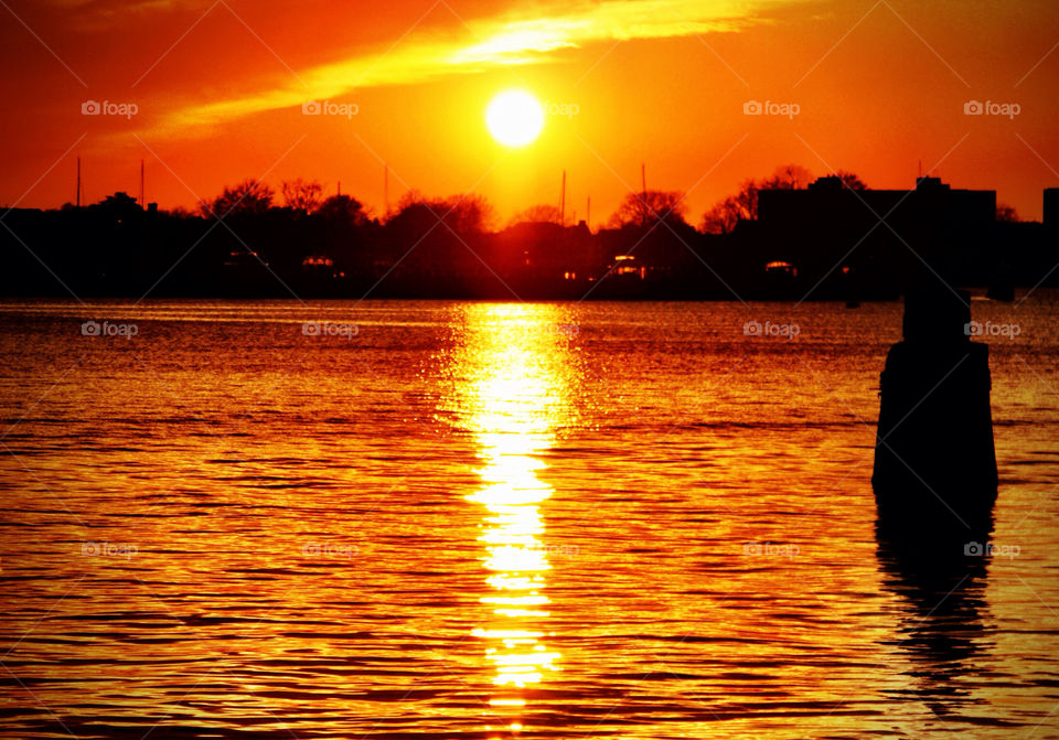 sunset sun water horizon by JhProductionx