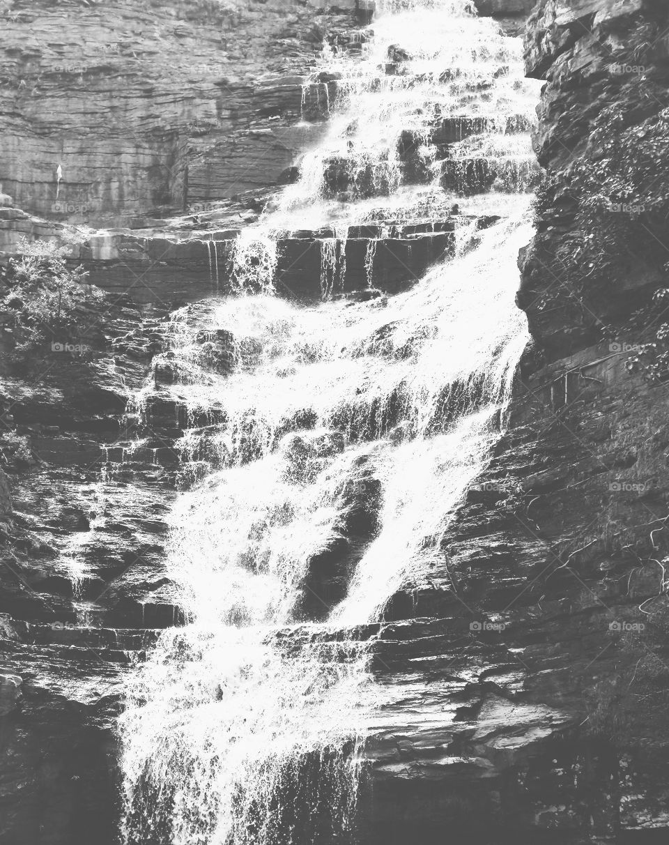tirathgardh waterfall looks amazing.