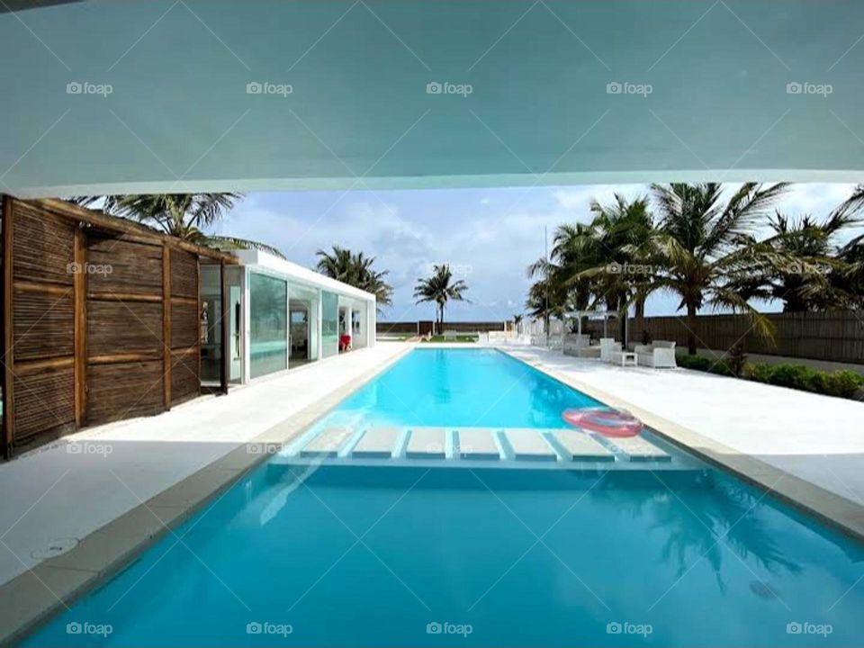 Sencilo Resort pool Lagos