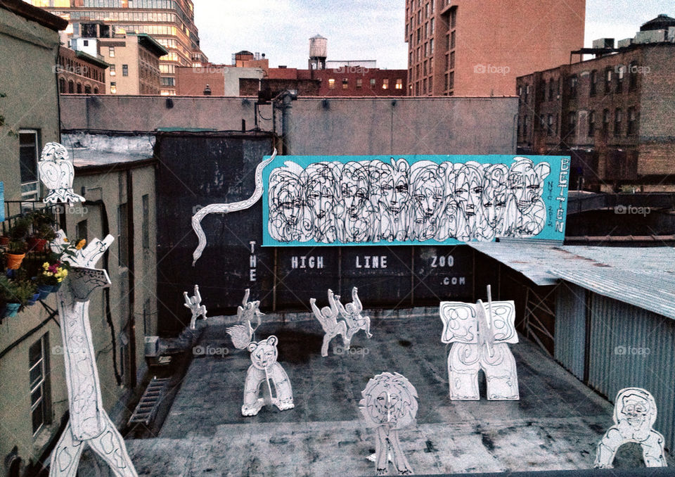 outdoor art zoo manhattan by tshfkym