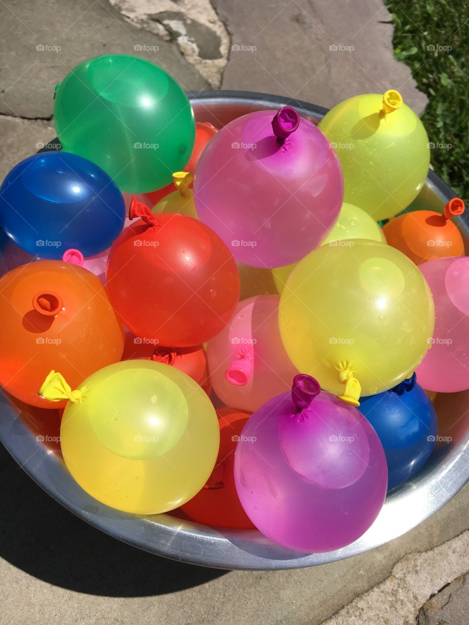 Water balloons 