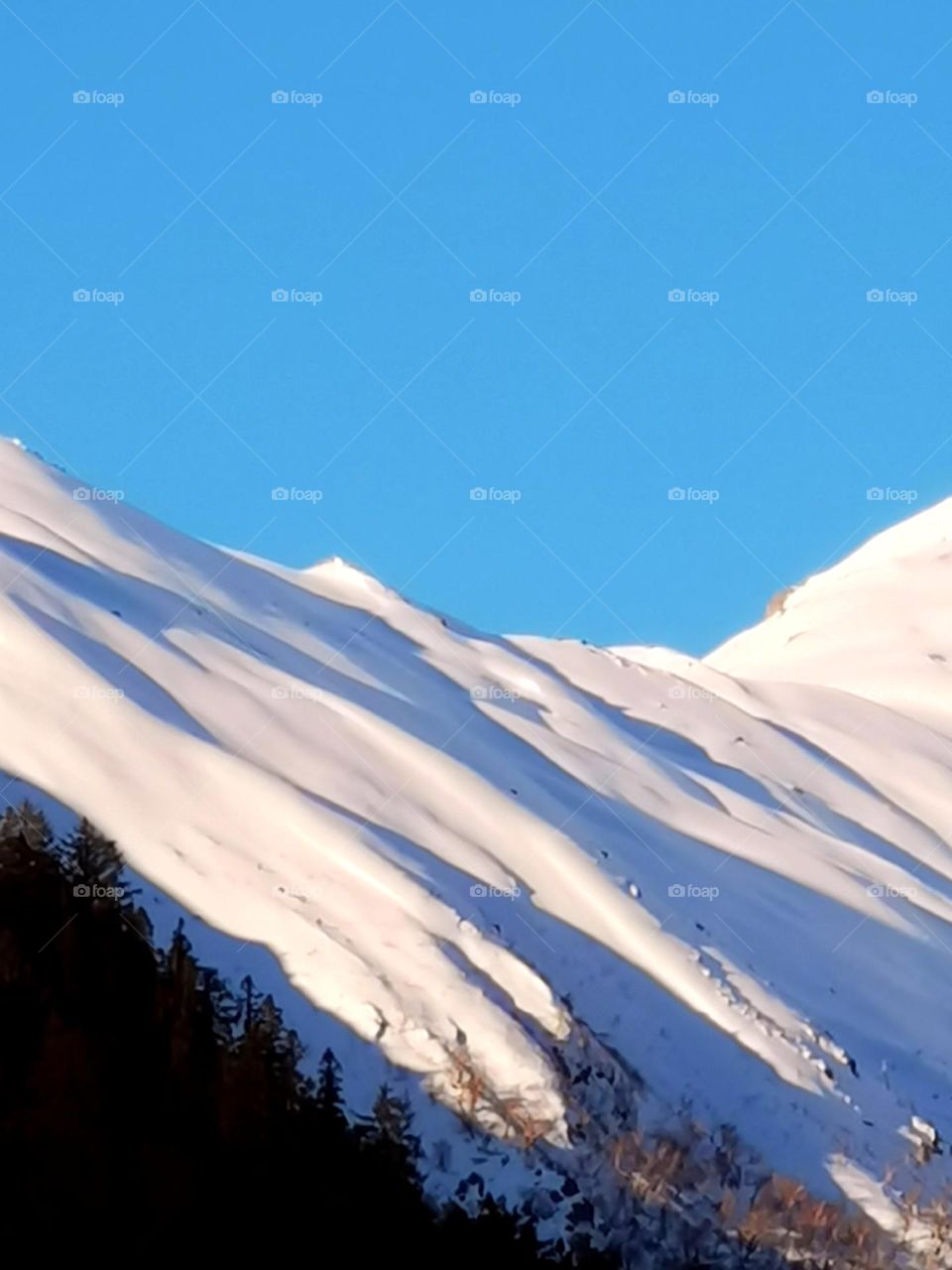 HUES OF HIMALAYAN MORNING