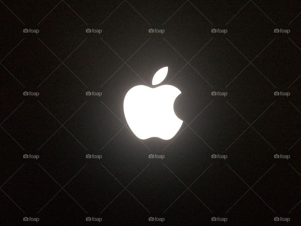 Apple logo