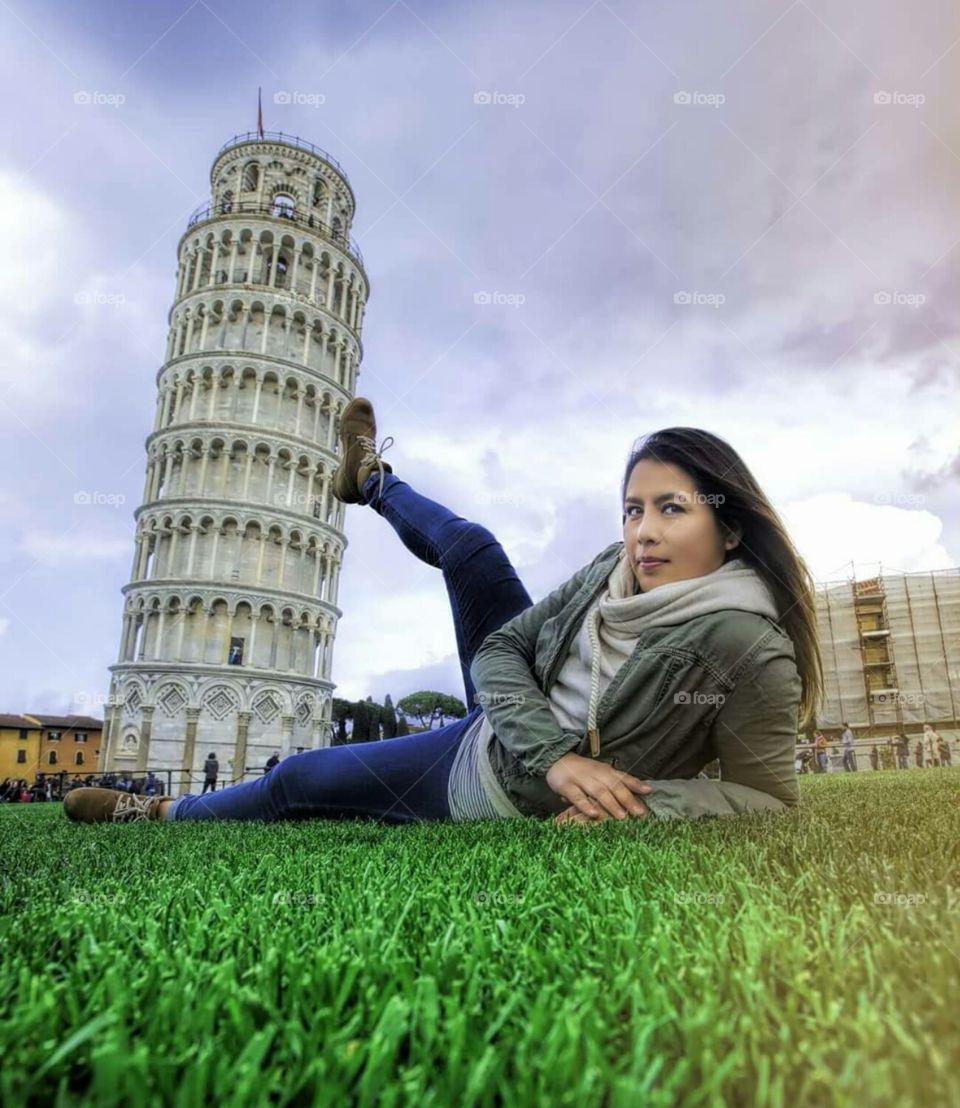 hard to take piza tower Italy nice people