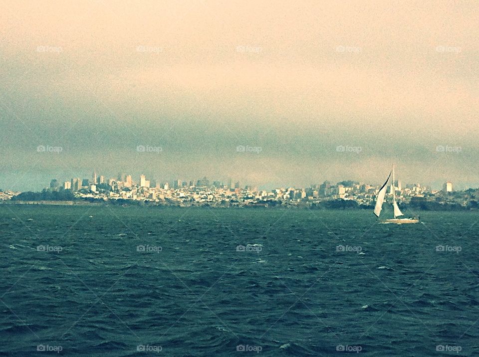 San Francisco Bay . Gloomy day on the bay