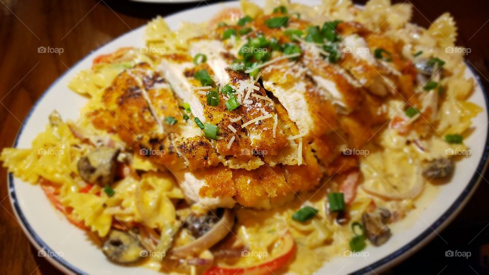 Chicken cutlet with pasta