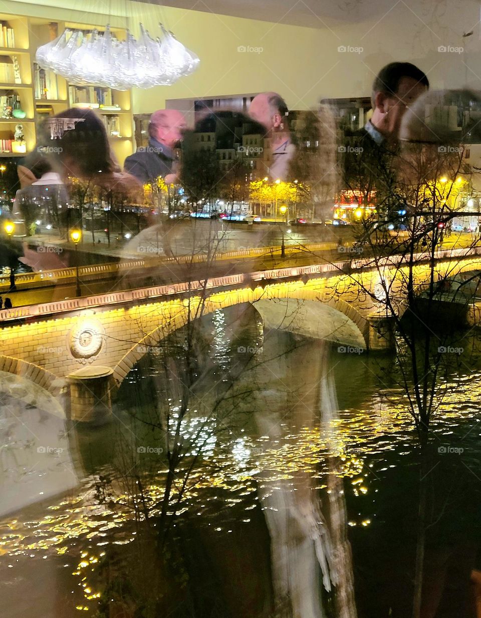 reflection over the Seine