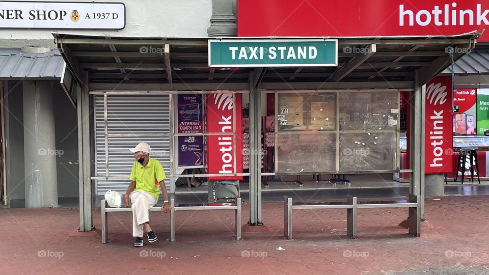 Taxi stand