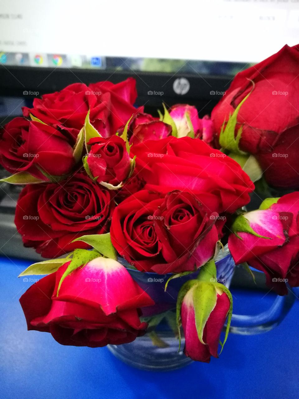 mini cute rose flowers at table Kuwait mirgap city