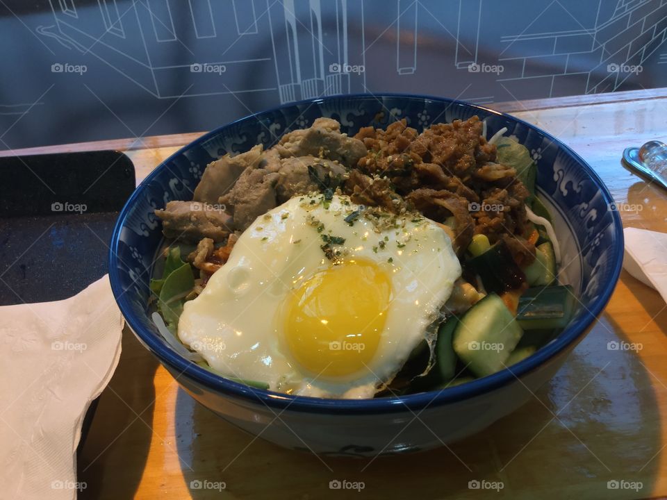 Traditional Asian Dish with Egg, Beef, and noodles