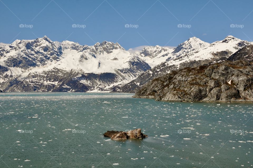 View of idyllic lake