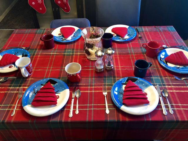 Holiday table
