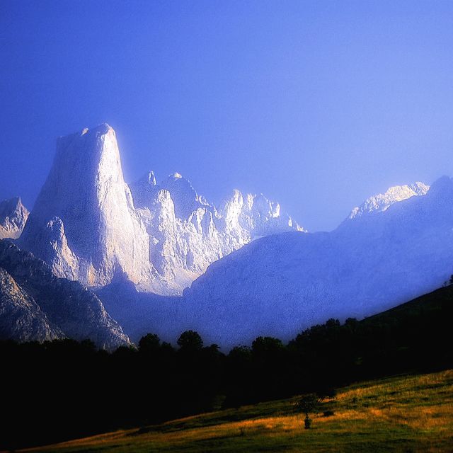 Mountains . Picos de Europa 