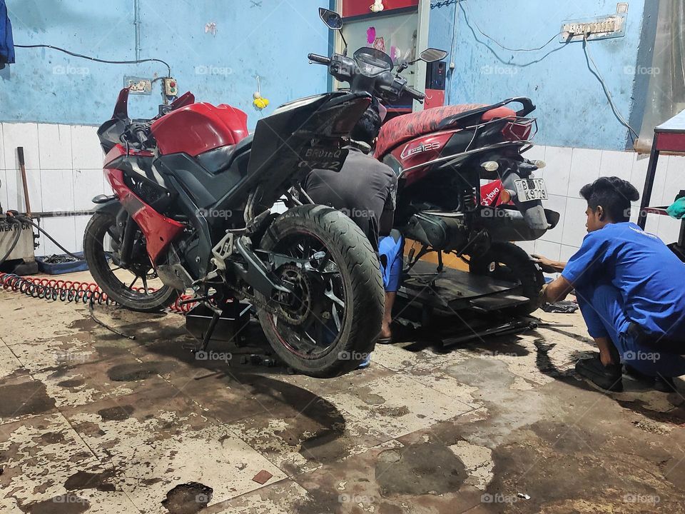Scooty Servicing