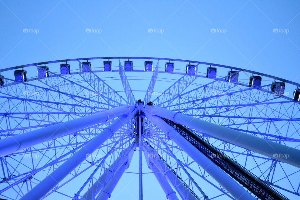 Ferris wheel 