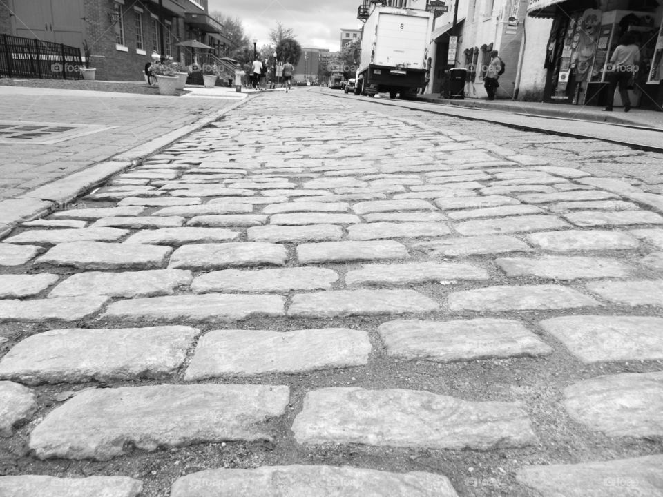 Happy Grey Story: My Happy Grey Story photos shows cool, neutral, and balanced color which
communicates some of the strength and mystery of black!