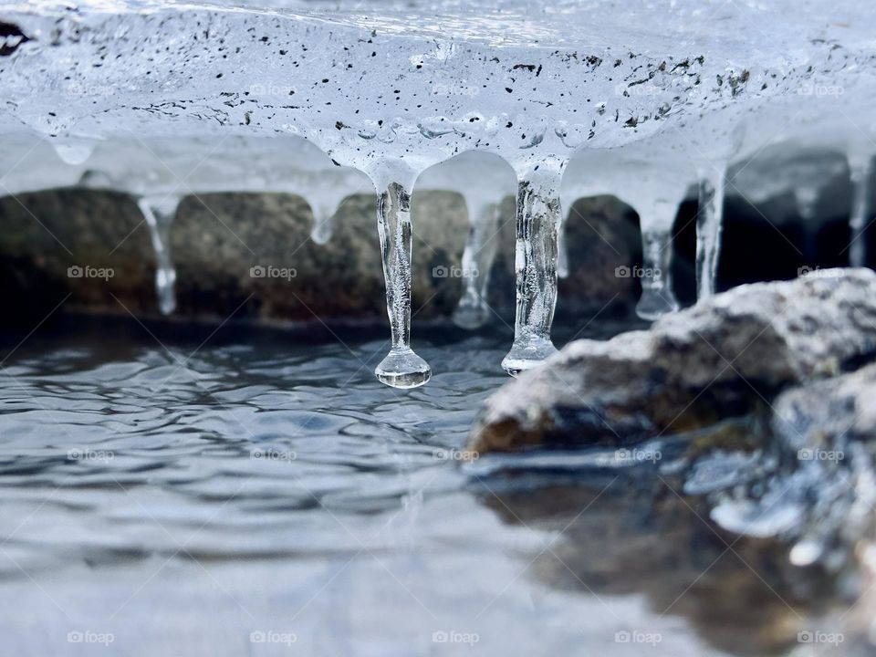 Icicles over the stream