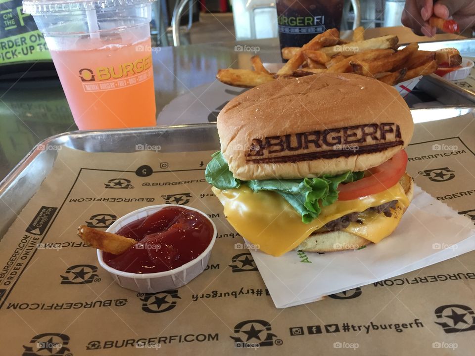 BurgerFi delish