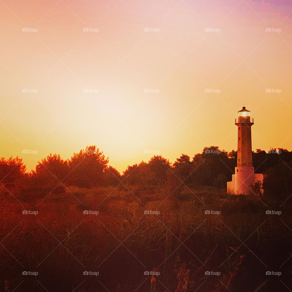 Sunrise by the lighthouse 