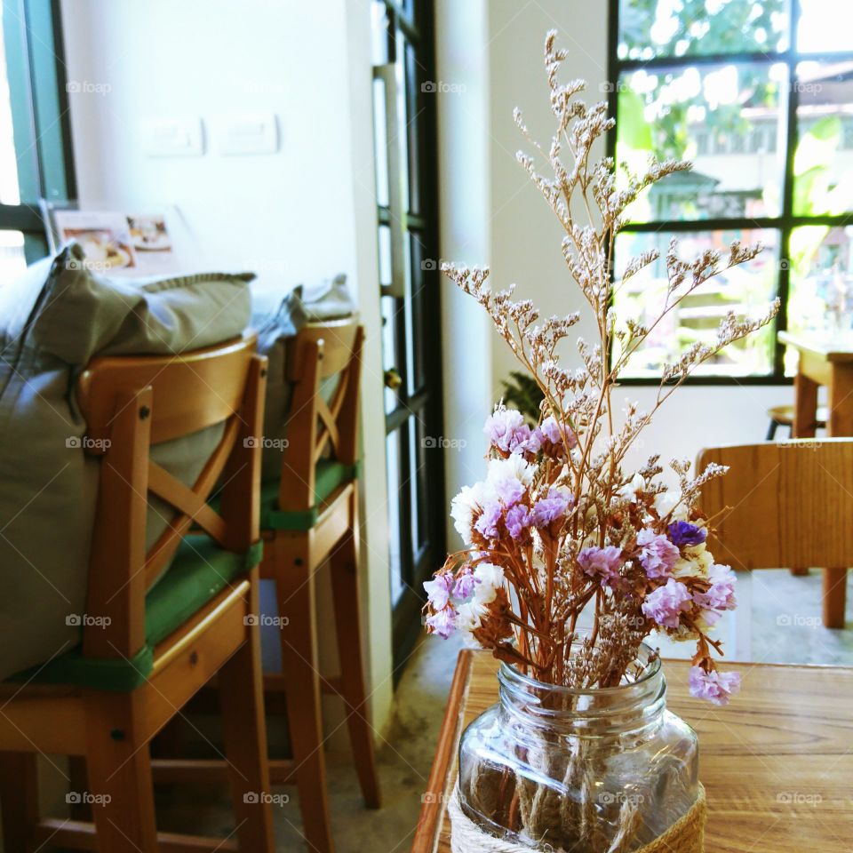 flower in coffee house