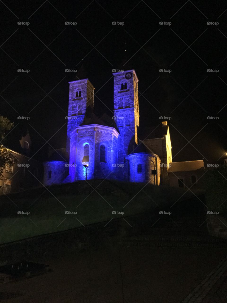 Basilica Sint Odiliënberg by night