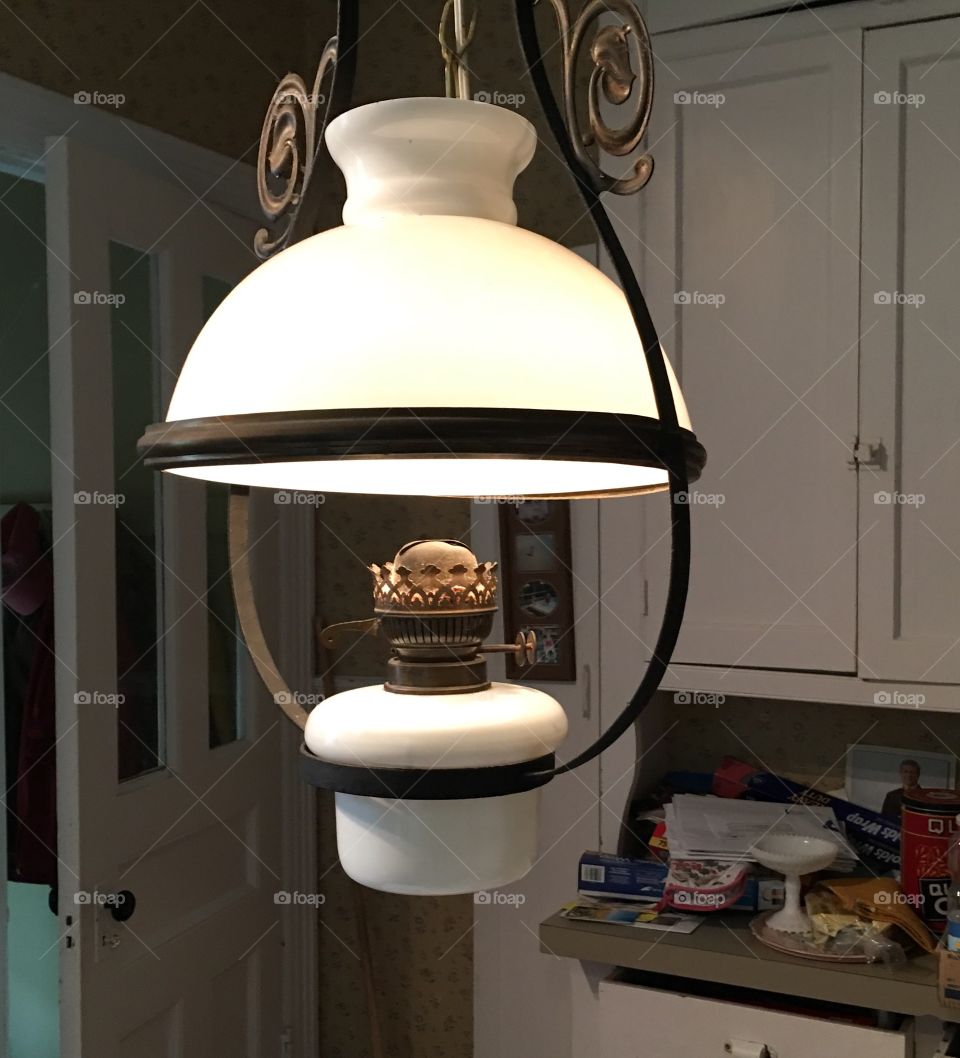 Victorian era kitchen lamp in Victorian kitchen