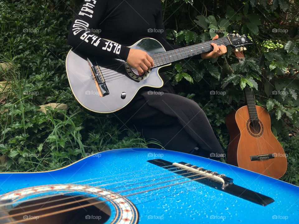 Guitar