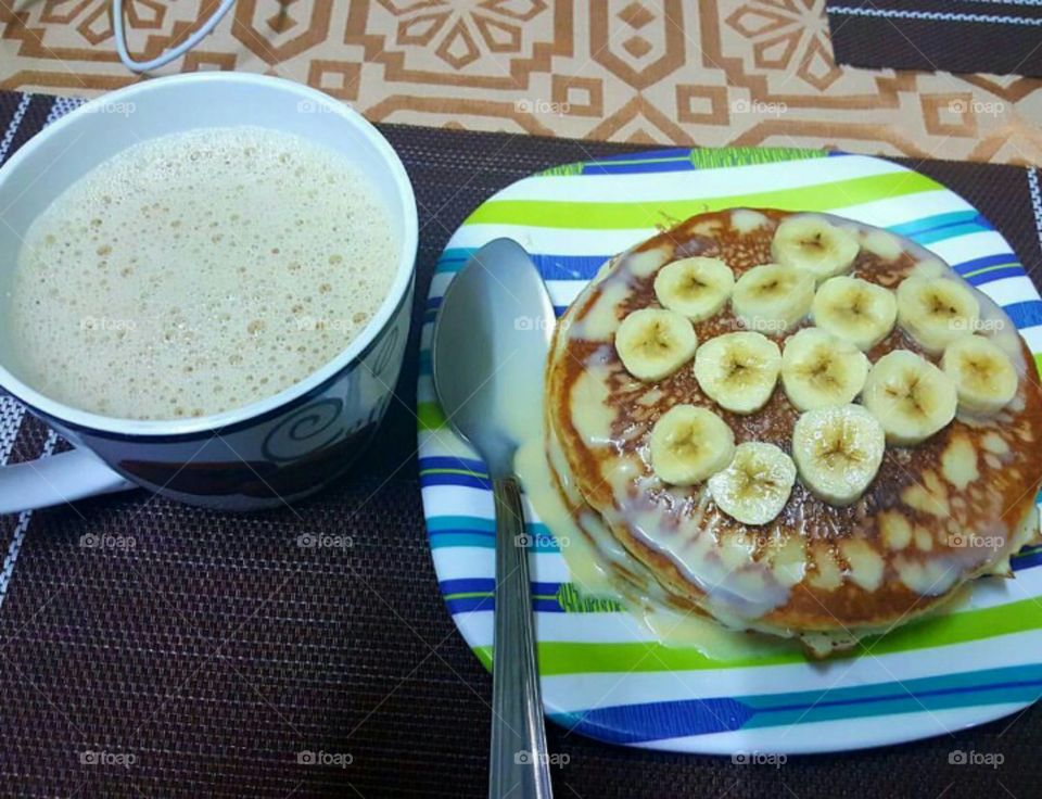 Banana cake with an espresso...