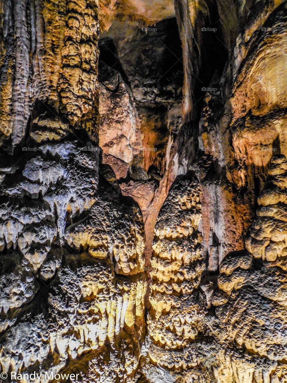 Lauray Caverns
