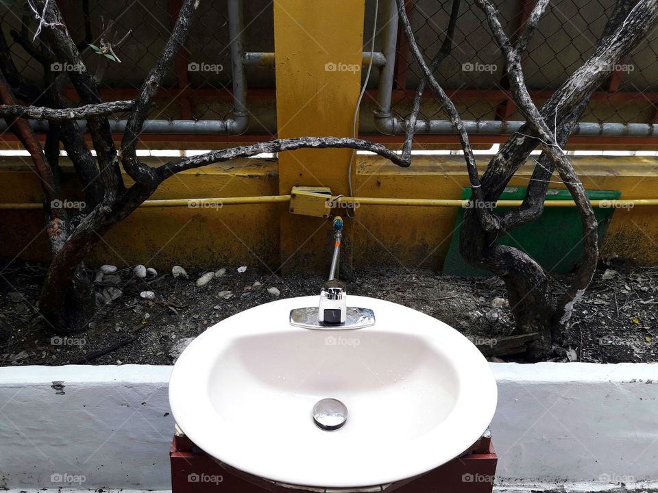 outdoor wash basin