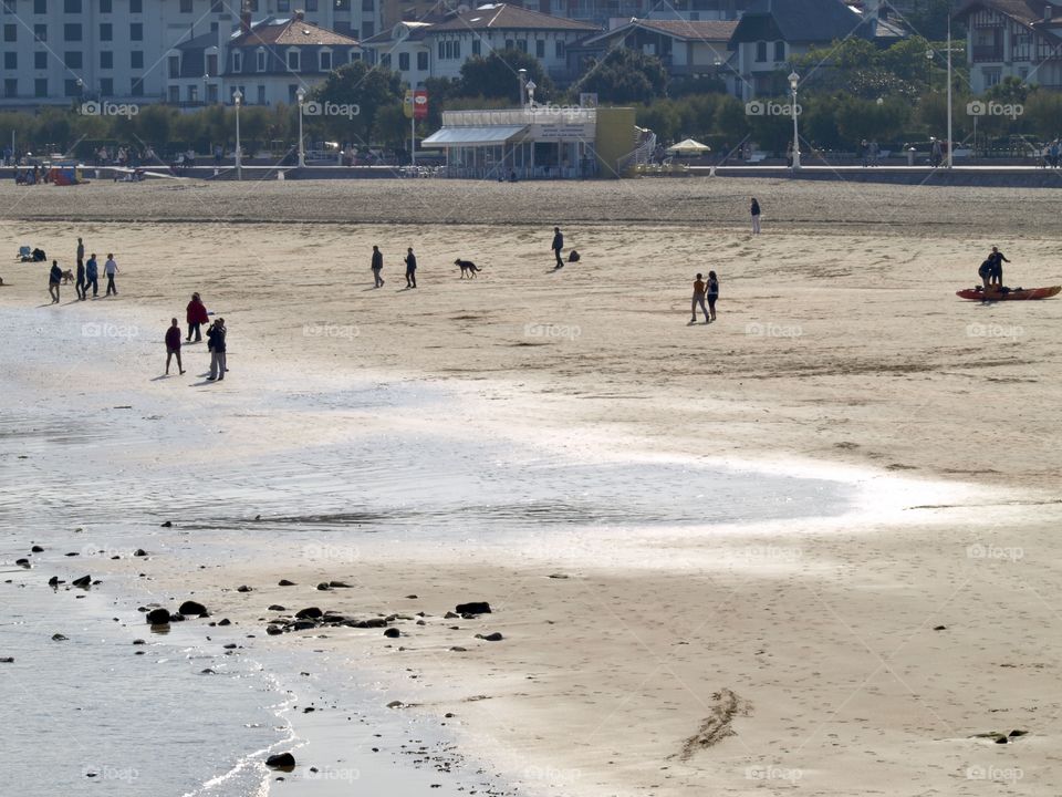 Playa en otoño 