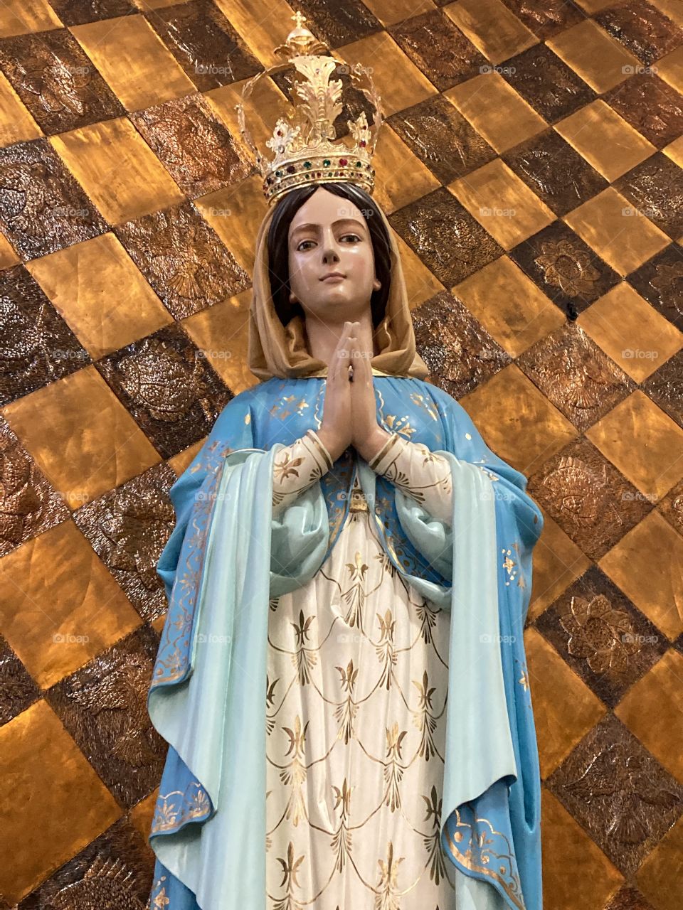 🙏 🇪🇸 Oh Maria, ruega por nosotros que recurrimos a ti.  Amén.  🇧🇷 Ó Maria, Nossa Senhora, rogai por nós que recorremos a vós. Amém. / 🇺🇸 O Mary, pray for us that we turn to you.  Amen. / 🇮🇹 O Madonna, prega per noi che ci rivolgiamo a te. Amen. 