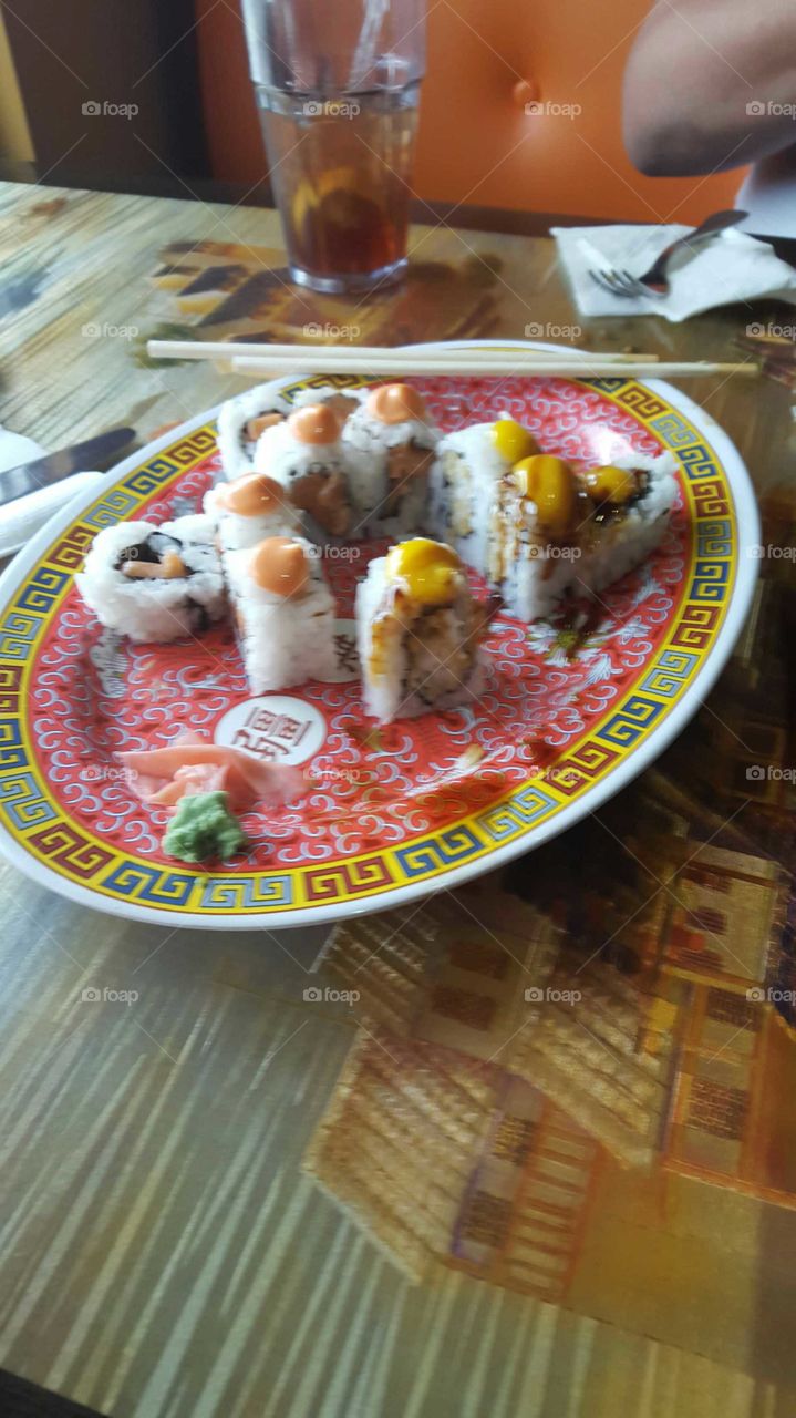 asian food sushi