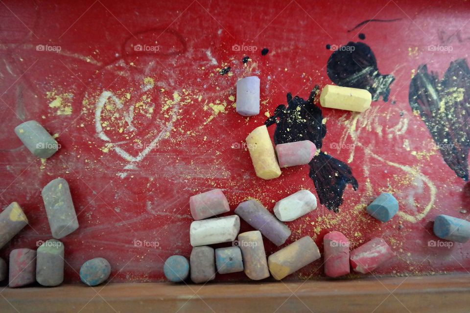 red colors child heart by nivoa