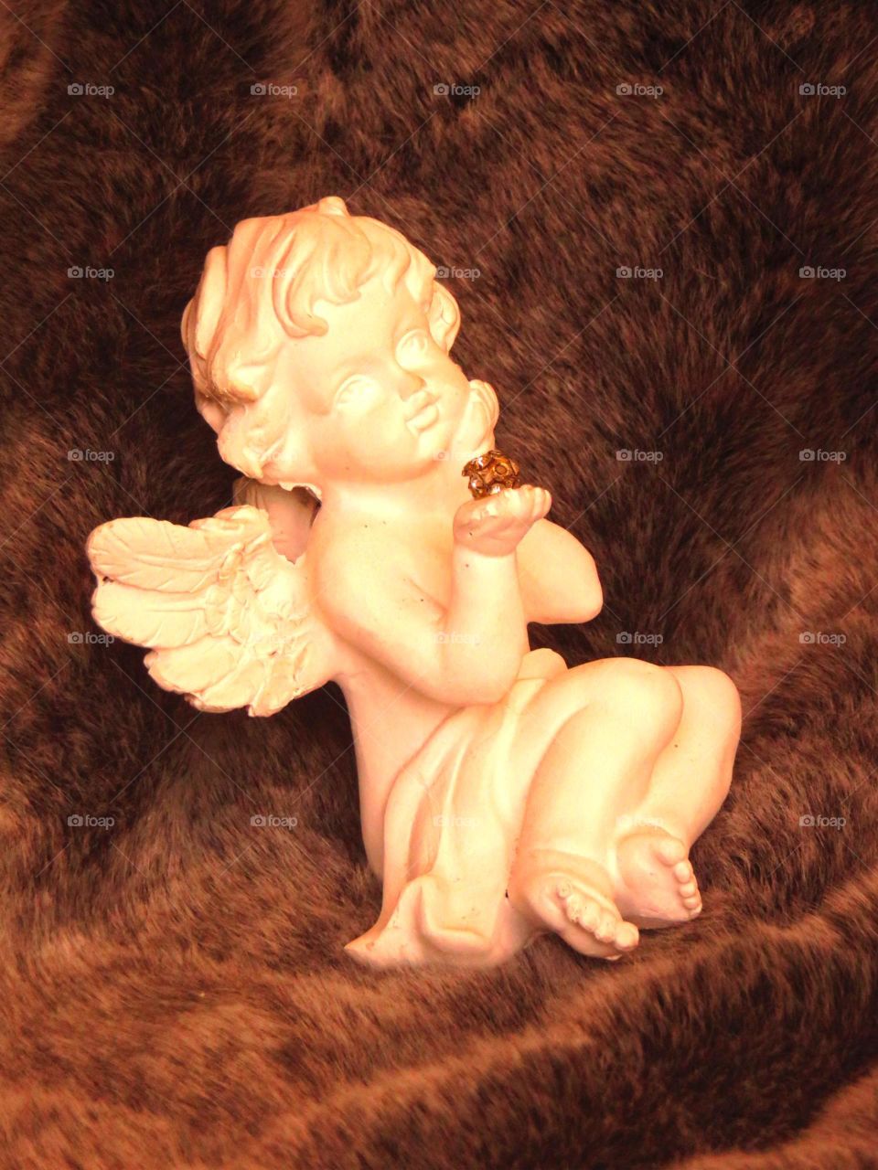 cute putto