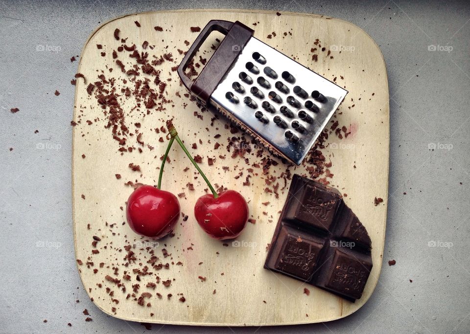 Chocolate and cherries 