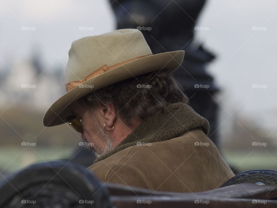 Hat and sunglasses 